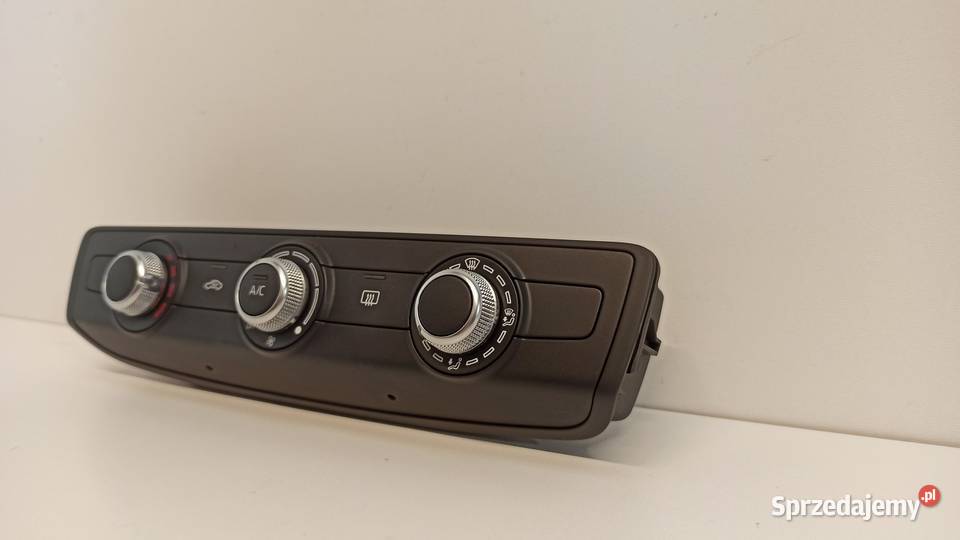 AUDI A1 82A PANEL KLIMATYZACJI 83A820047
