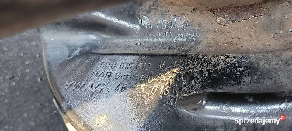 BELKA SANKI TYŁ SKODA OCTAVIA III Lipno