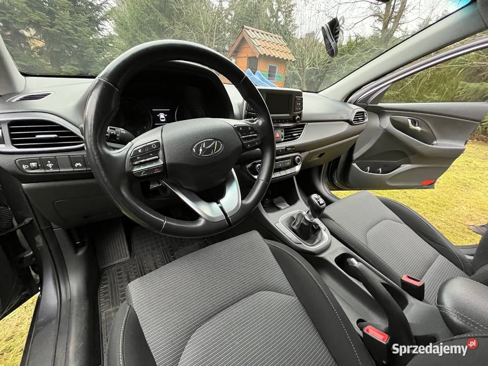 Hyundai i30 14 100 2018r mazowieckie Brwinów