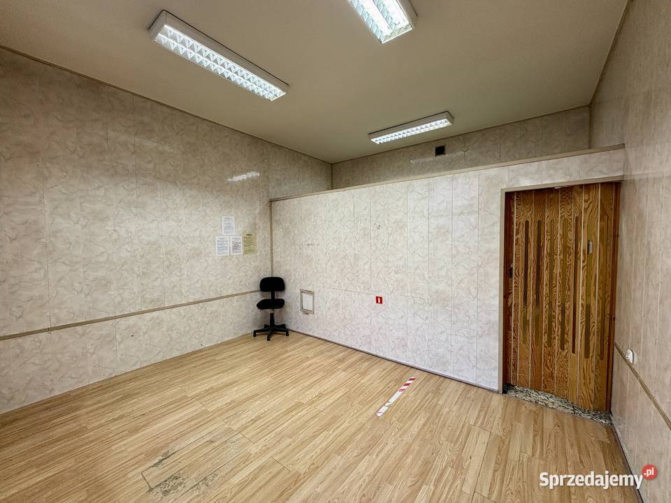 Sprzedam lokal handlowouslugowy 21.5m2 sprzedam