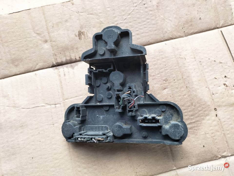 WKŁAD LAMPY TYŁ TYLNEJ VW GOLF 3 Kamień-Kolonia sprzedam