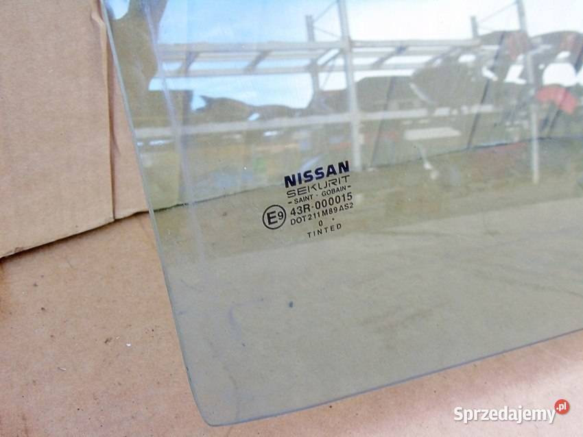 SZYBA DRZWI PRAWY TYŁ NISSAN ALMERA TINO 2002 22 osobowe Sosnowiec