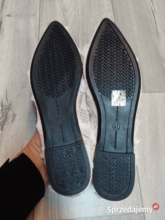 4041 Kremowe bogato zdobione różami ślubne Balerinki małopolskie Kraków