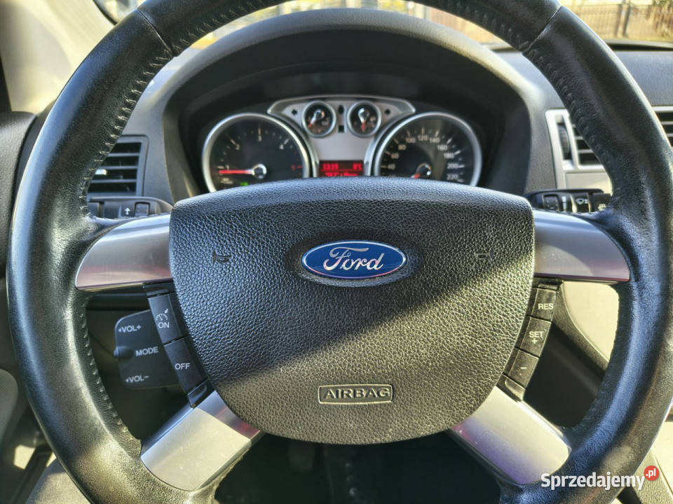 Ford Kuga 4x4 Klimatronic 2strefy Tempomat śląskie Ruda Śląska sprzedam