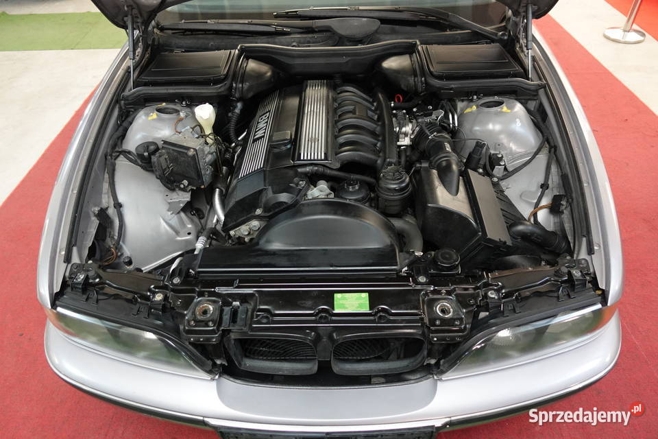 BMW 520i E39 Śliczna Super Stan Pełen Serwis Bez światła przeciwmgielne Zgierz sprzedam