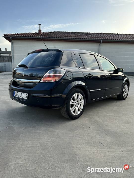 Opel Astra H 13 CDTI 2009 1248cm3
