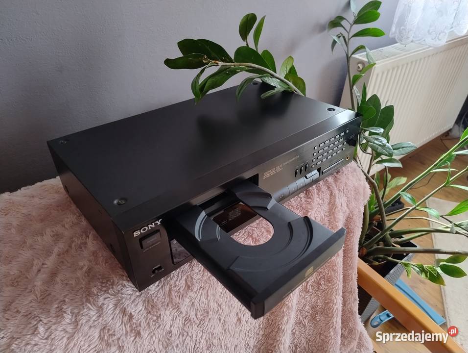 Odtwarzacz CD Sony cdp 715 z pilotem Trzebuska