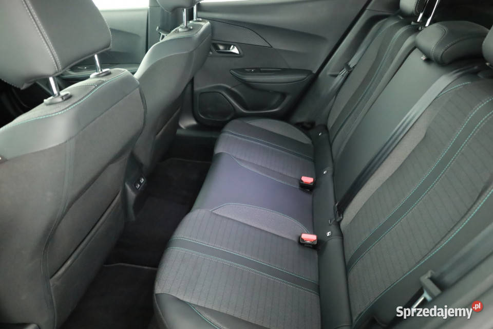 Peugeot 2008 12 PureTech 64781km Piaseczno