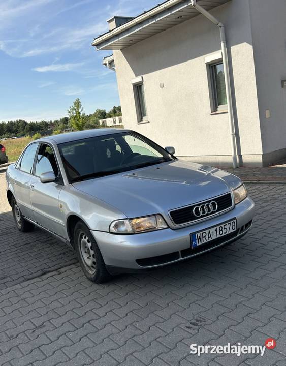 Audi a4 b5 18 1999r jezdzi 1800cm3 Ostrów Mazowiecka