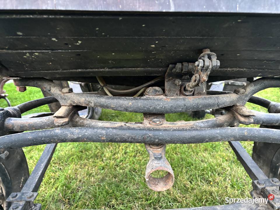 Bryczka przedwojenna rzemieślnicze koła stan lubelskie
