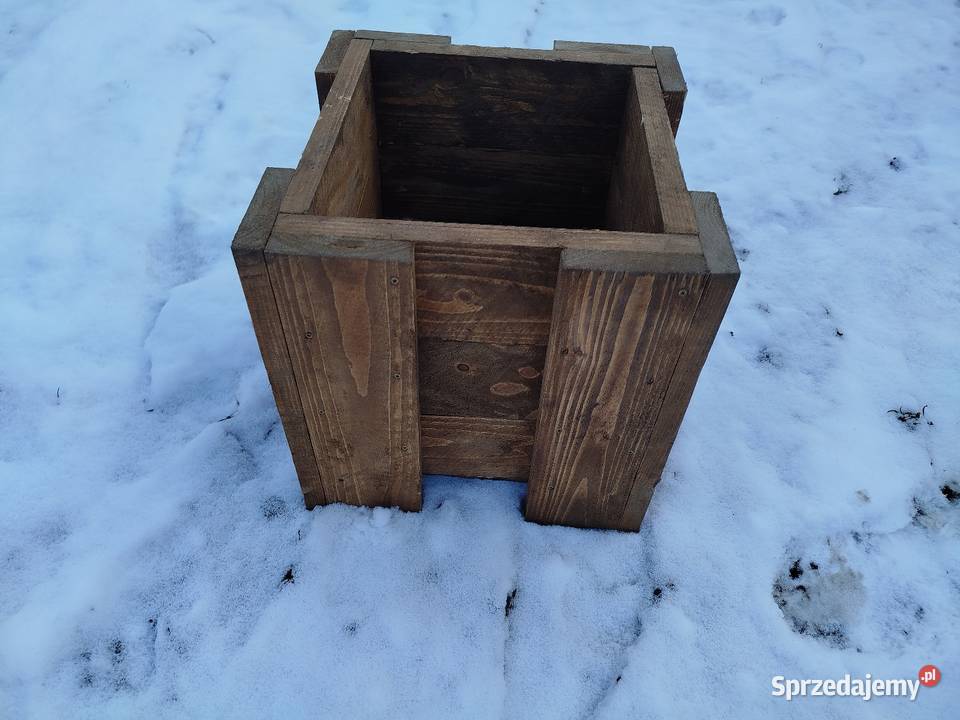 Donica drewniana ogrodowa 35x35 HIT sezonu ogród kujawsko-pomorskie Brodnica