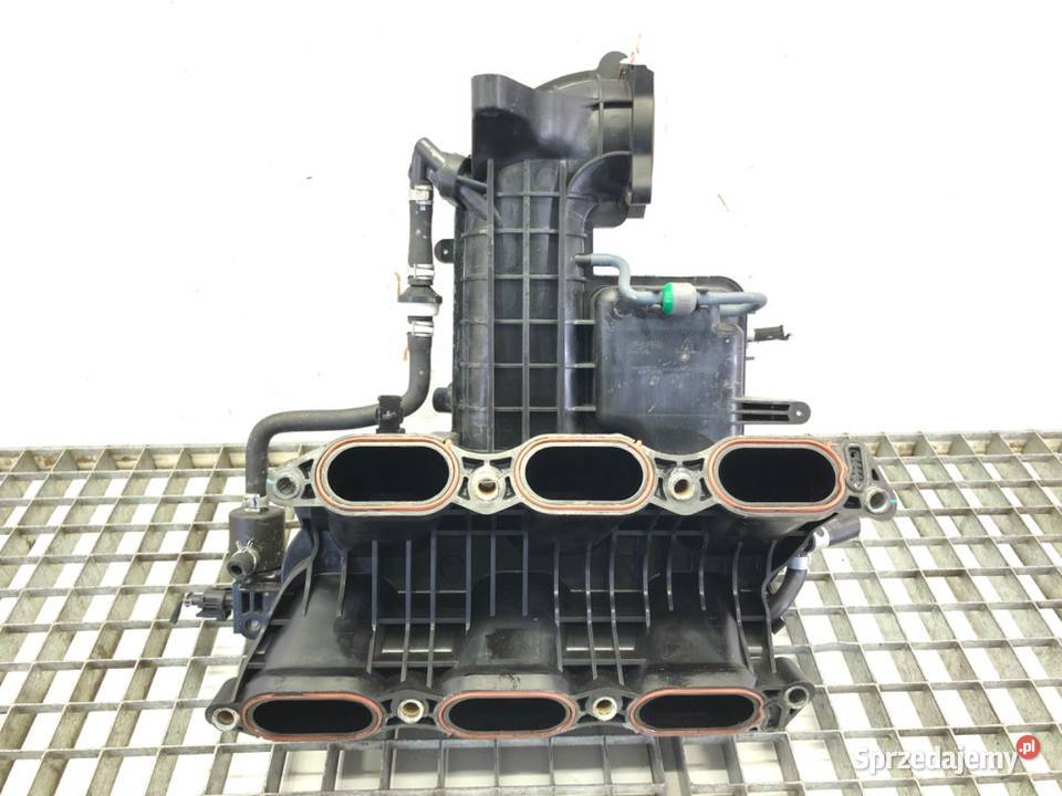 KOLEKTOR SSĄCY KIA STINGER 33 370 Silniki i osprzęt