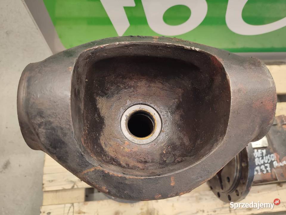 Pochwa mostu Massey Ferguson 8937 137946 Carraro Pozostałe Wilkowo sprzedam