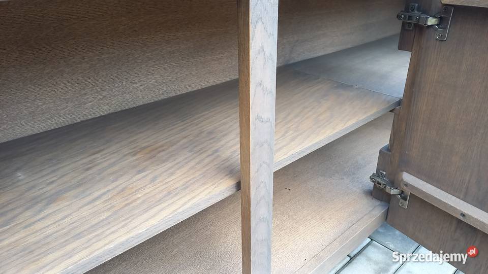 Witryna dębowa z przesuwanymi szklanymi drzwiami zachodniopomorskie Gawroniec