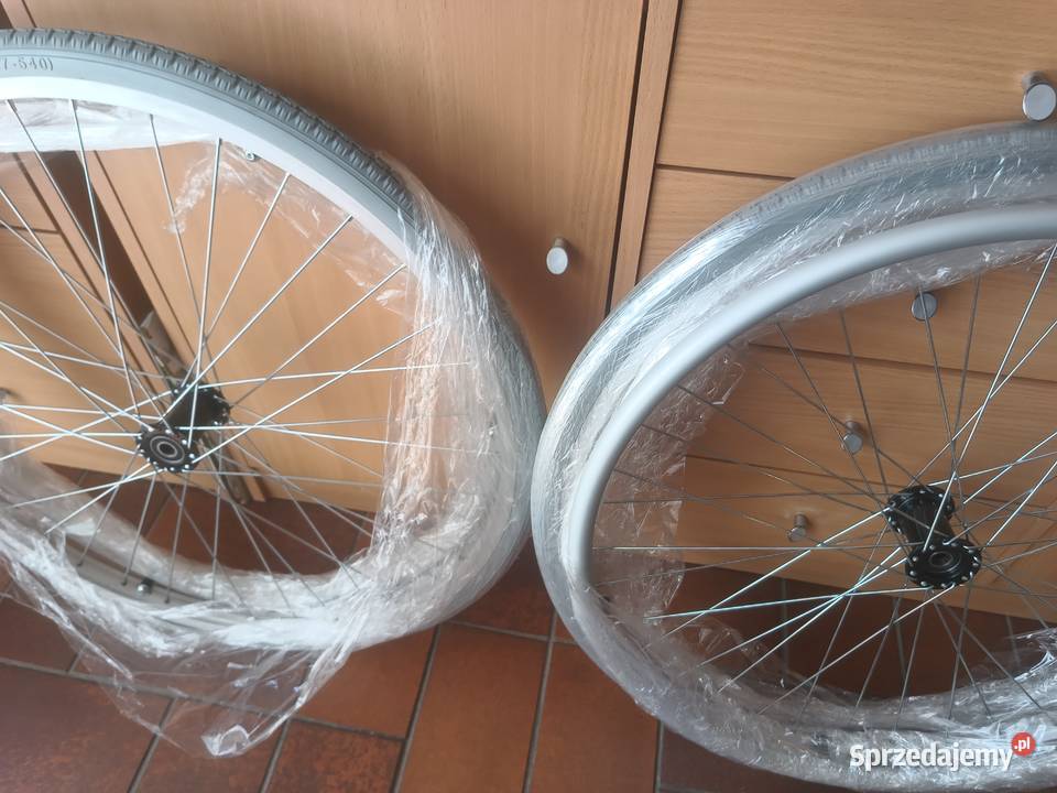 Koła tylne do wózka inwalidzkiego Sprzęt rehabilitacyjny i ortopedyczny sprzedam