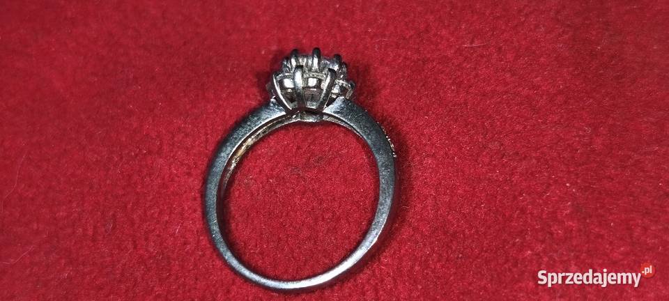 Pierścionek z Cyrkoniami 15 16 rozmiar