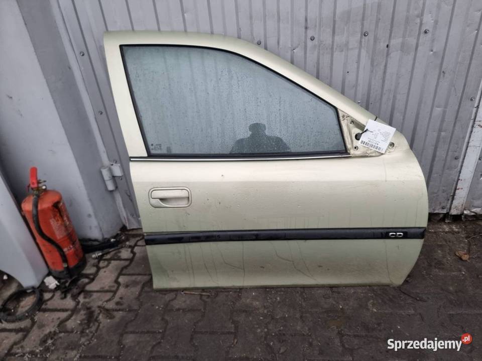 DRZWI PRAWE PRZÓD OPEL VECTRA B kujawsko-pomorskie Lipno