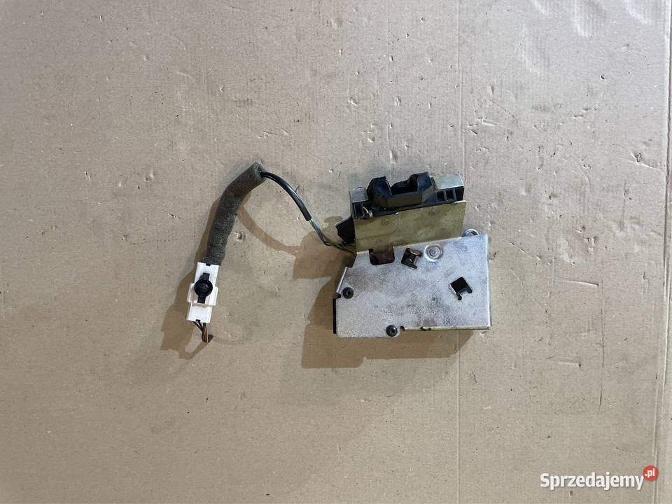 Zamek klapy bagażnika 3S71A43102 Ford mondeo mk3 Szczecin