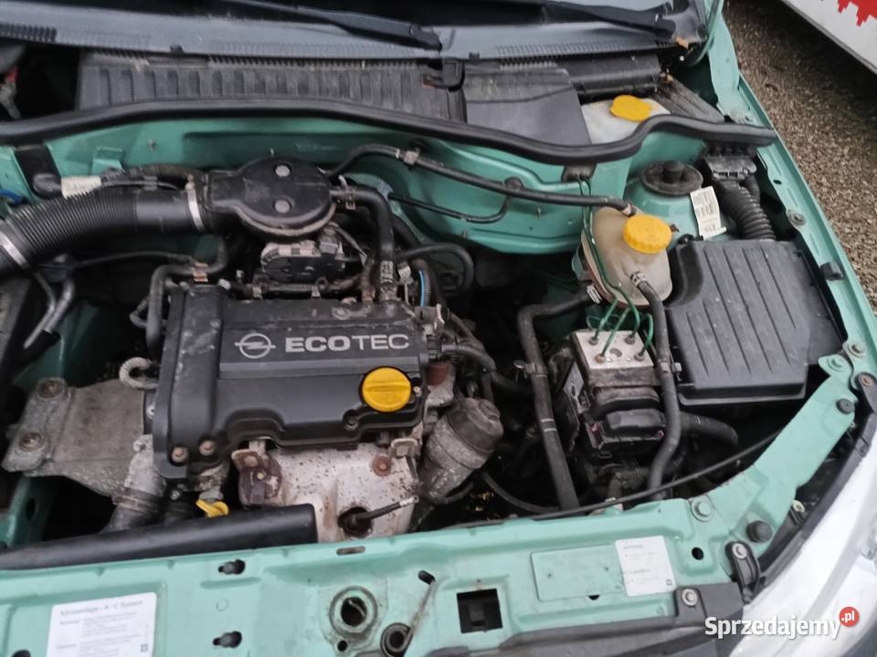 Opel Corsa c 10 benzyna klima właściciel 10 lat 1000cm3 lubelskie Wołoskowola