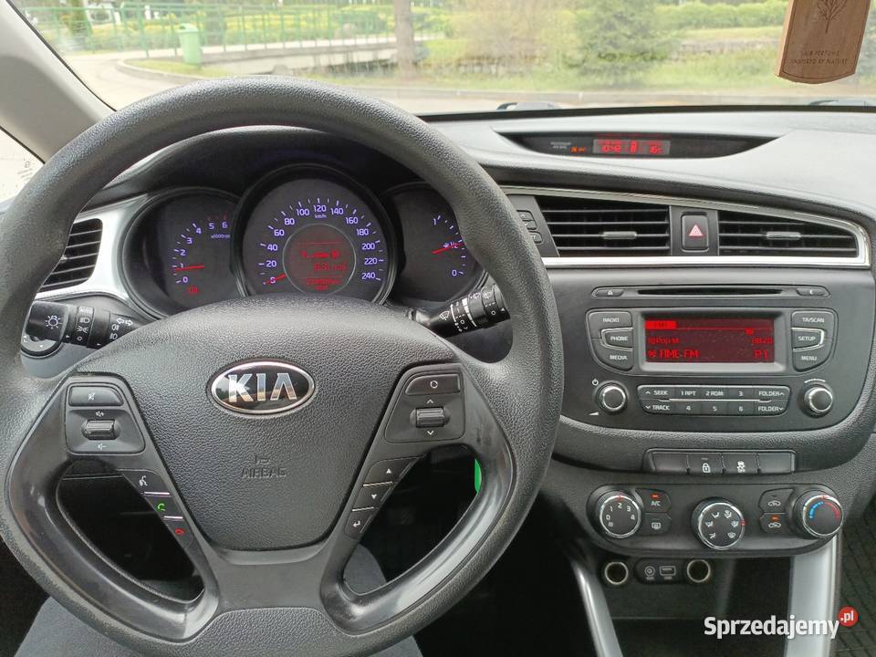 Kia Ceed 14 CRDI 90 2017 274600 wielofunkcyjna kierownica Laskowa