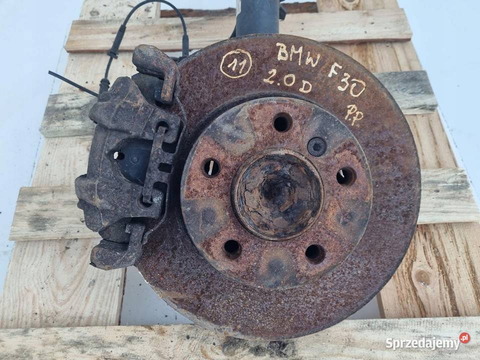 BMW F30 20 D PRAWY PRZEDNI AMORTYZATOR Piasta osobowe Zwrotnice Rudka
