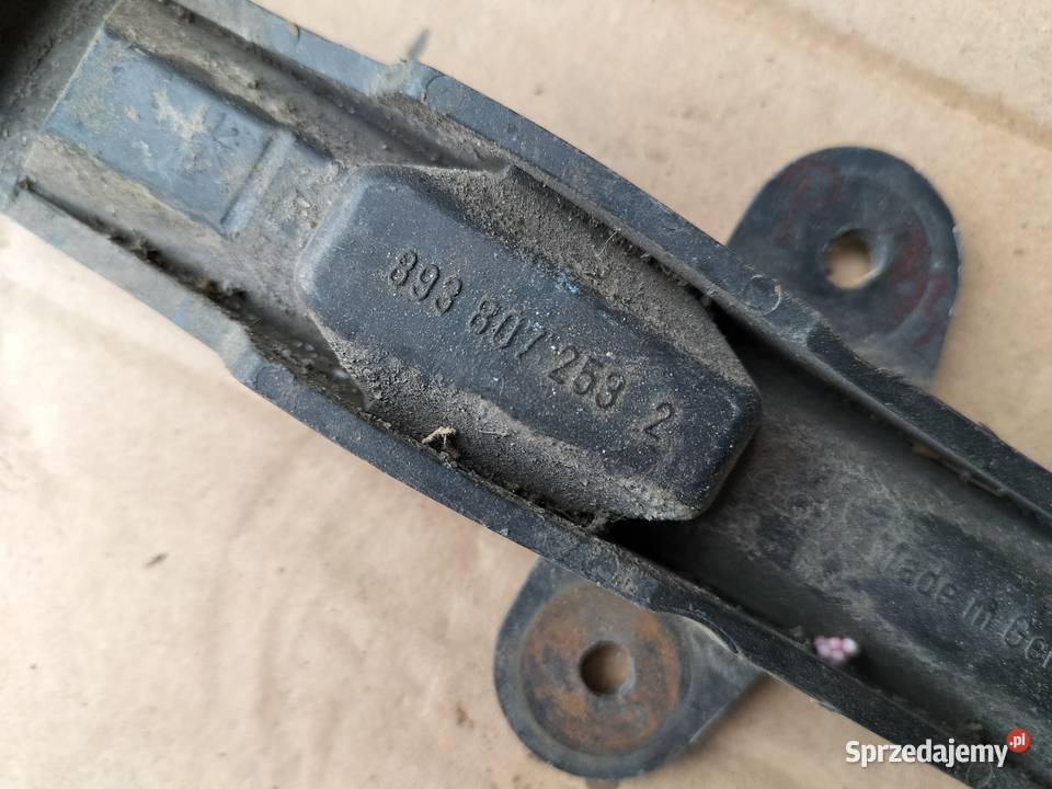 AUDI 80 B3 UCHWYT ŚLIZG ZDERZAKA Kamień-Kolonia