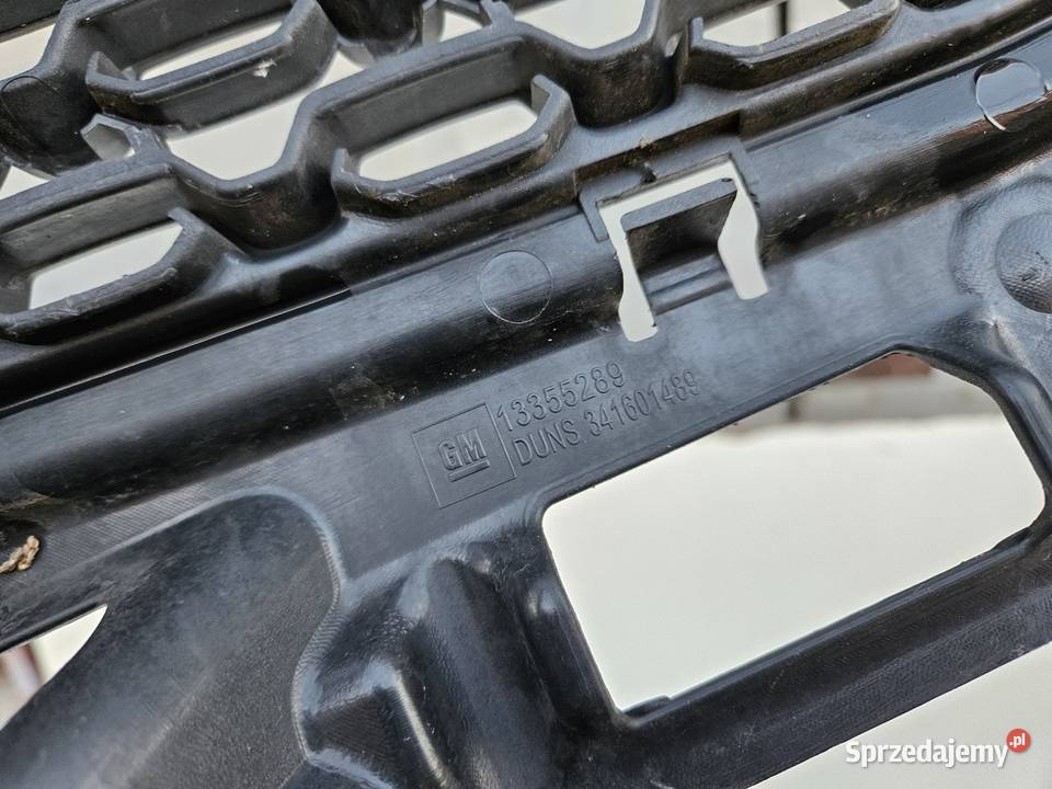 OPEL ADAM GRILL ATRAPA ZDERZAKA PRZÓD 13355289 osobowe Międzychód sprzedam