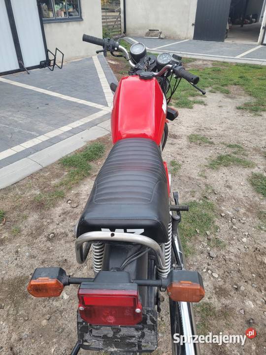 Mz Etz 251 z dokumentami turystyczny