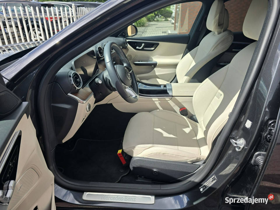 Mercedes C 200 Avantgarde 4Matic Automat Salon