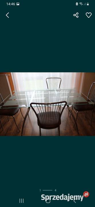 Stół i cztery  krzeseła