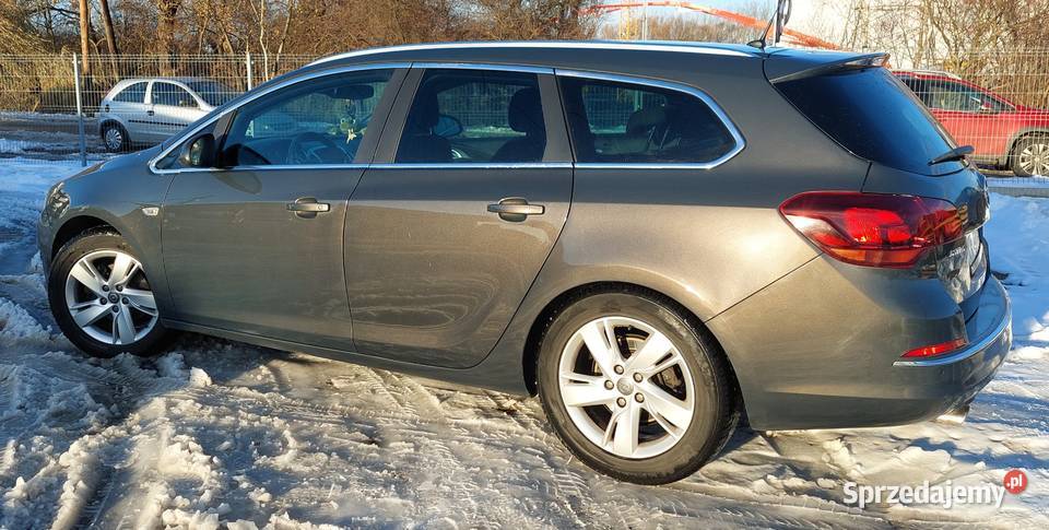 OKAZJA Opel Astra Sport Tourer KOMBI 2013 full 121KM