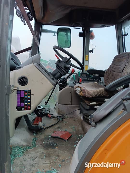Ciągnik rolniczy Renault Ares 620RZ uszkodzony pomorskie Gręblin