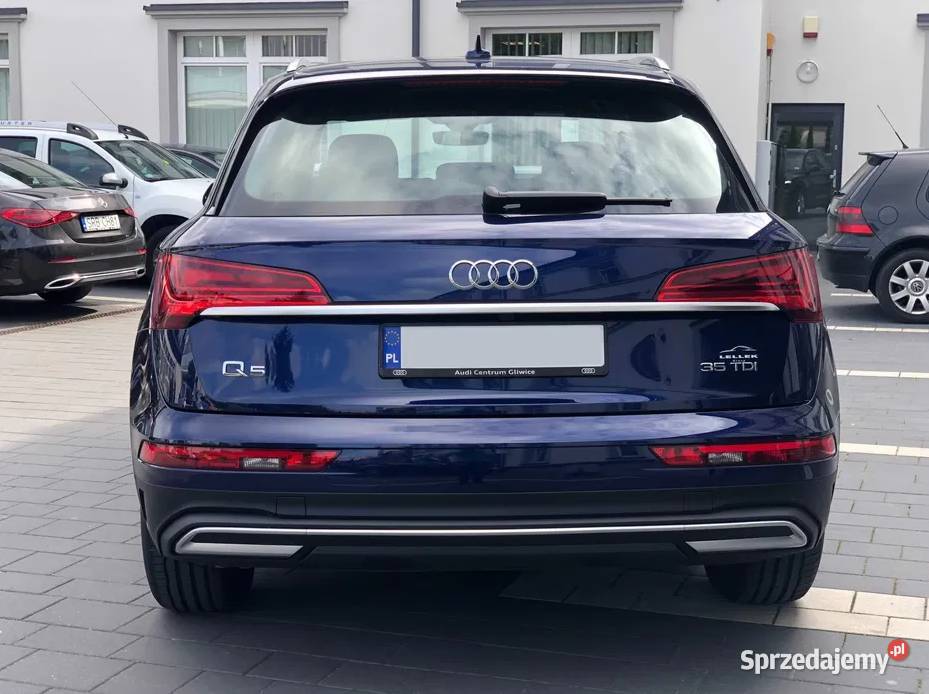 Audi Q5 lift stronic SUV wynajem długoterminowy Warszawa