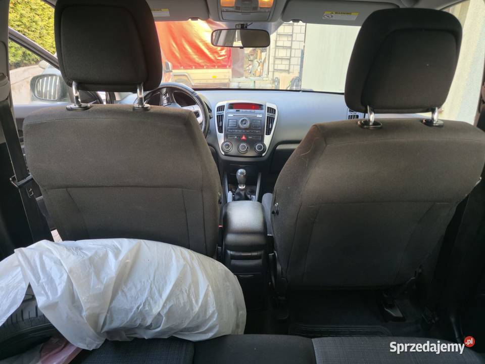 Kia Ceed 2010r 14 90 90KM