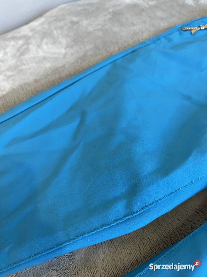 Spodnie rurki niebieskie