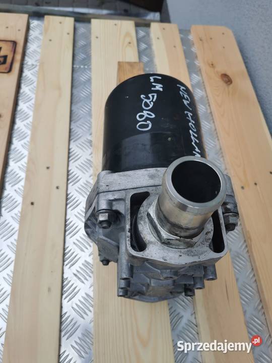 Holland LM 5080 Obudowa filtra hydraulicznego
