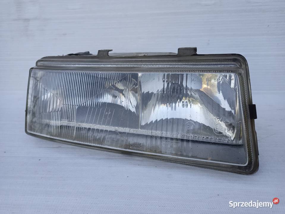 Seat Toledo I 1 lampa przednia prawa reflektor lampy przednie Sieradz