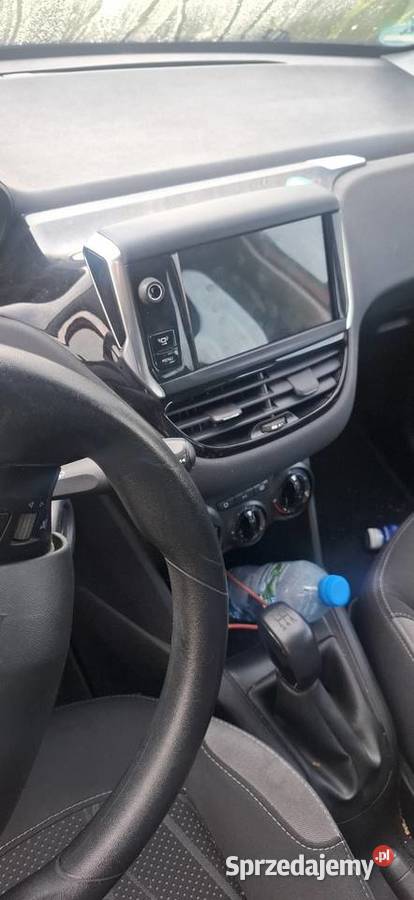 Peugeot 208 12 sprowadzony Szymbark