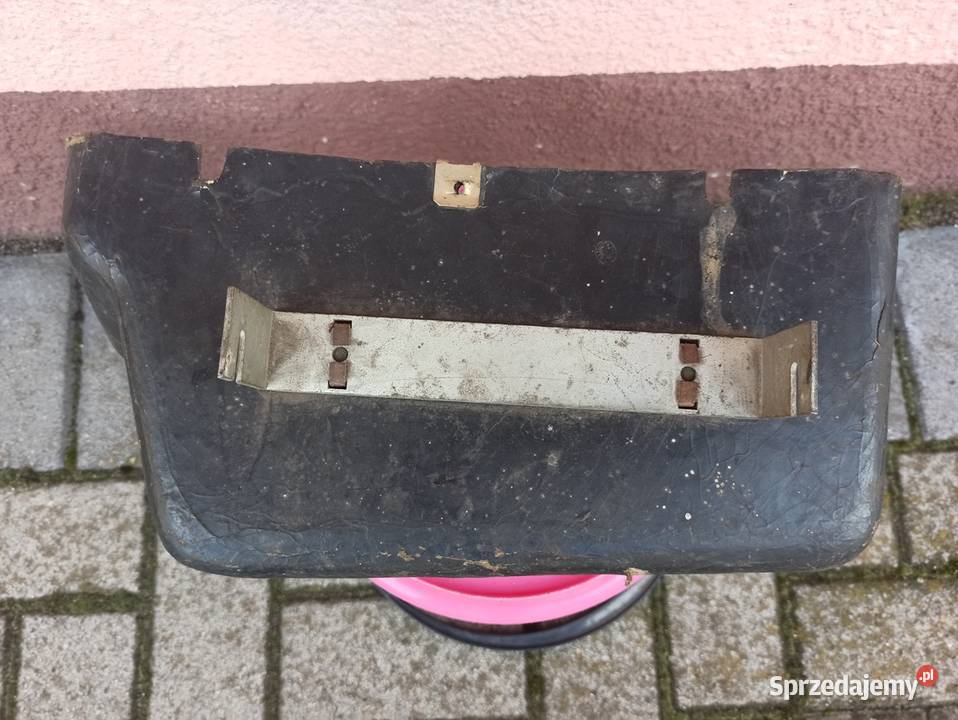 Schowek półka Fiat 125 Włoch PRL Ostrów Wielkopolski