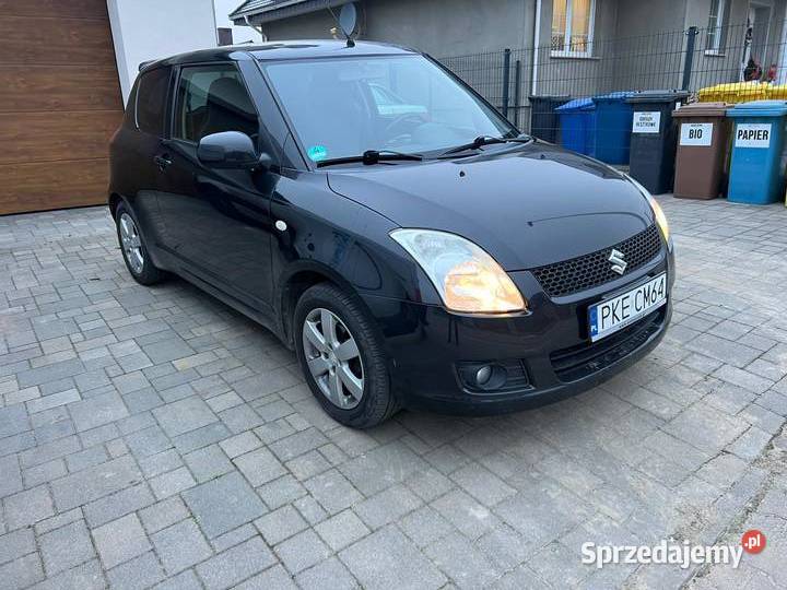 Suzuki Swift 13 L benzyna 2010 Kępno sprzedam