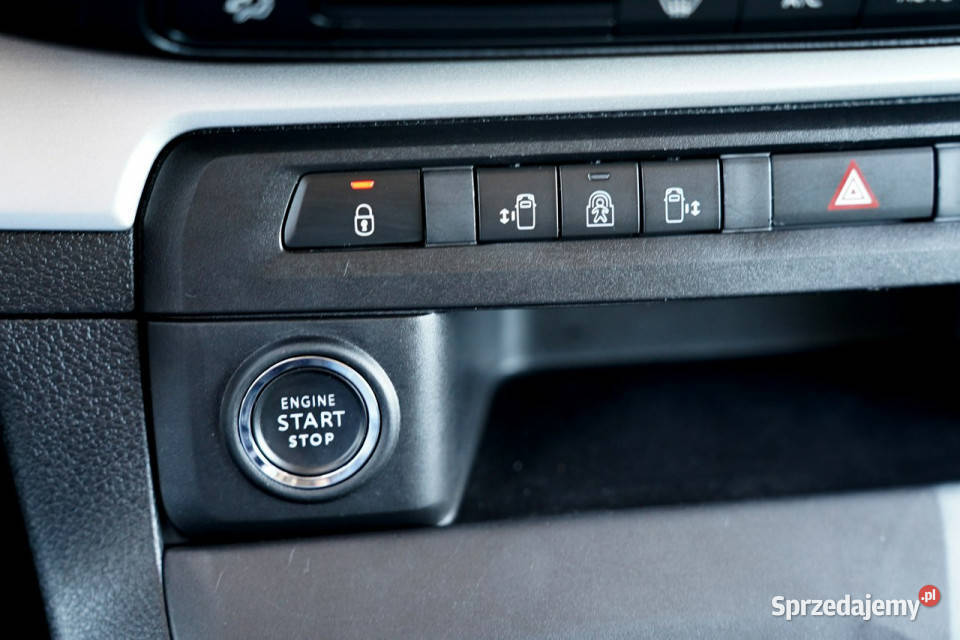 Peugeot Traveller JEDYNY W head up BIXENON garażowany Otmuchów