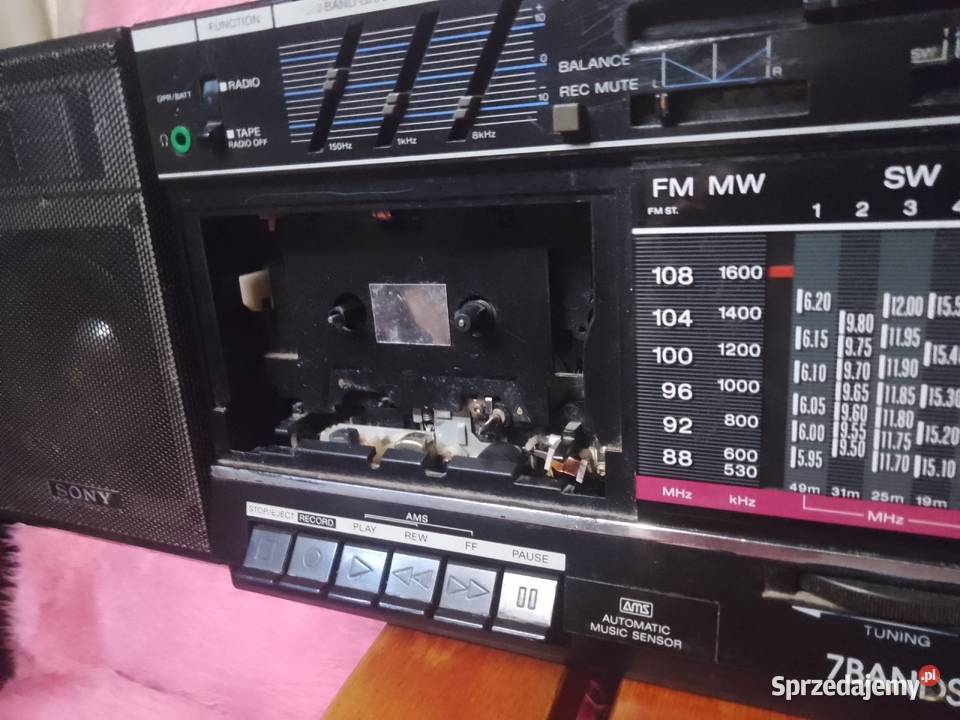 UNIKATRetroRadiomagnetofon BOOMBOX SONY Magnetofony Audio Świdnik