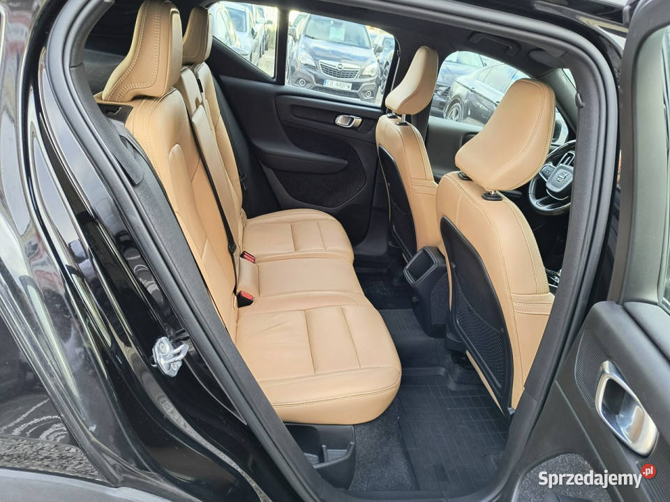 Volvo XC 40 INSCRIPTION Kamera Cofania Brązowe isofix Bydgoszcz