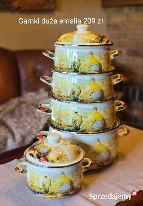Zestaw garnkow emaliowanych 5 sztuk z pokrywkami Pasłęk sprzedam