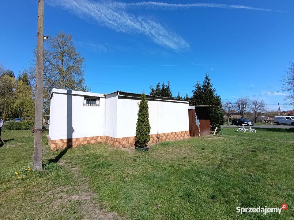 Pawilon handlowysklepbudynek Gronów