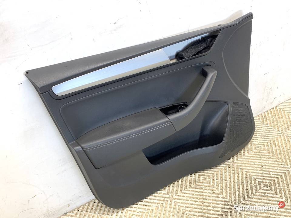 BOCZEK DRZWI LEWY PRZÓD SKODA RAPID Hatchback podkarpackie sprzedam