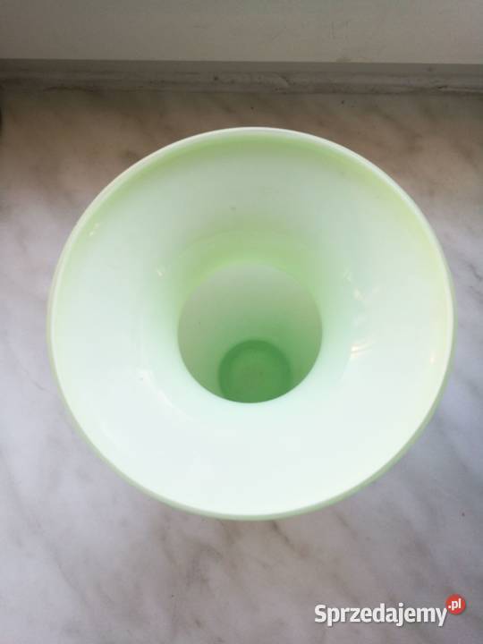 Pistacjowy wazonik Huta Choszczno