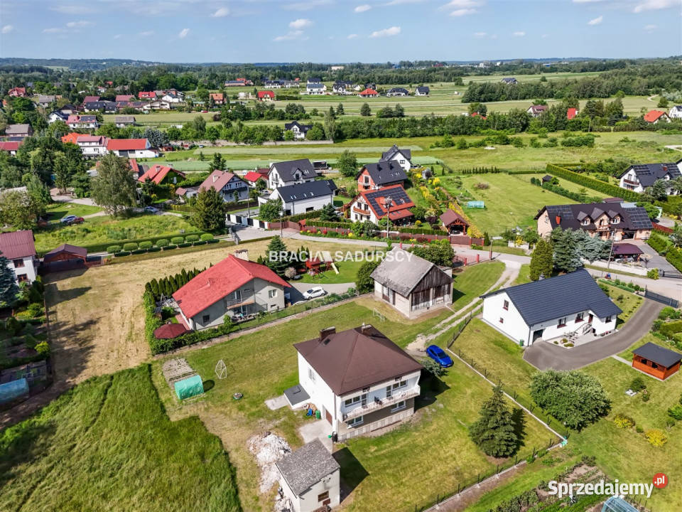 Sprzedaż gruntu 1000 metrów Cholerzyn sprzedam