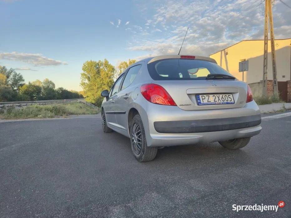 Peugeot 207 14 vti 95 koni 2008r 190 przebiegu Poznań