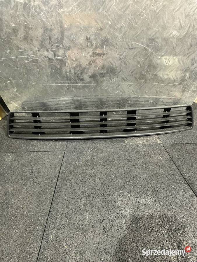 Dolna kratka zderzaka audi a4 b5 przed lift